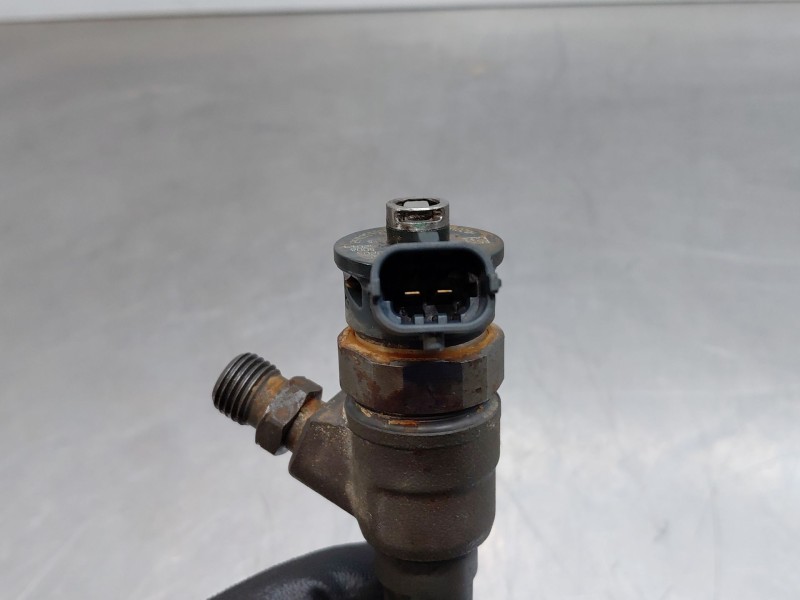 Recambio de inyector para renault clio iv furgoneta/hatchback (bh_) 1.5 dci 75 referencia OEM IAM 0445110652  