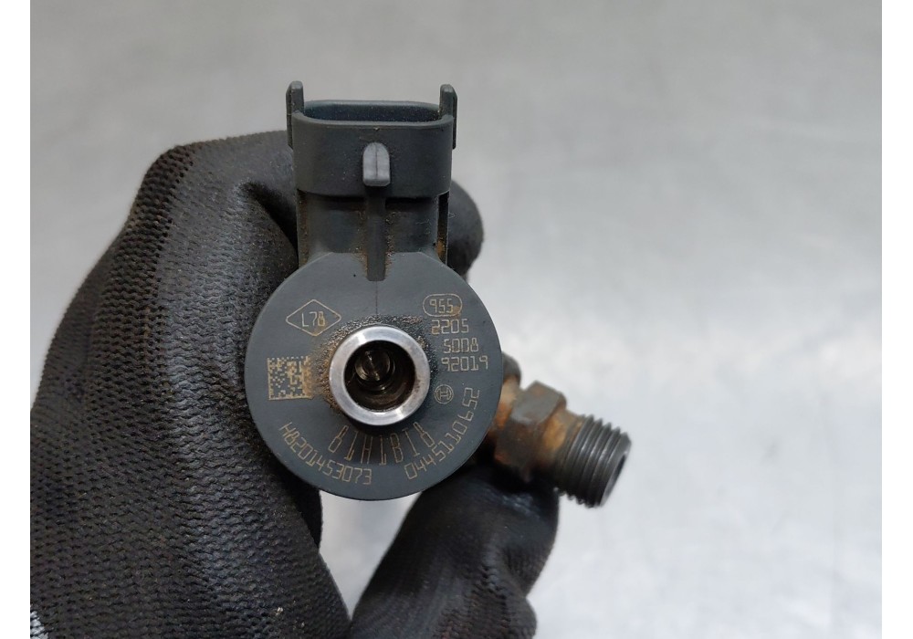 Recambio de inyector para renault clio iv furgoneta/hatchback (bh_) 1.5 dci 75 referencia OEM IAM 0445110652  