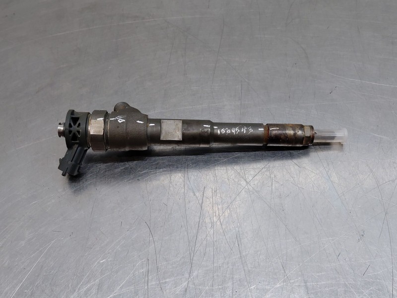 Recambio de inyector para renault clio iv furgoneta/hatchback (bh_) 1.5 dci 75 referencia OEM IAM 0445110652  
