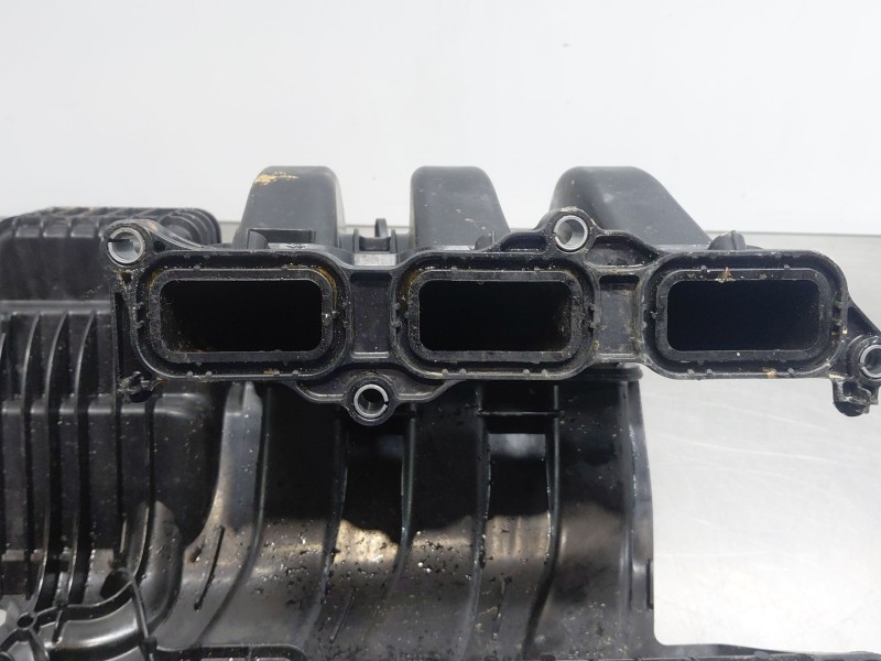Recambio de colector admision para dacia sandero essence referencia OEM IAM   