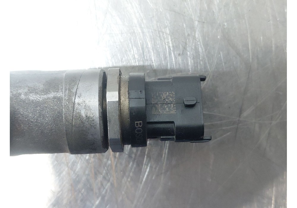 Recambio de rampa inyectora para jaguar e-pace (x540) 2.0 d150 awd referencia OEM IAM AJ813370 0281006464 
