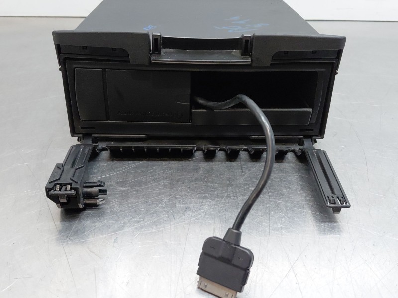 Recambio de sistema audio / radio cd para audi q7 (4lb) 3.0 tdi quattro referencia OEM IAM   