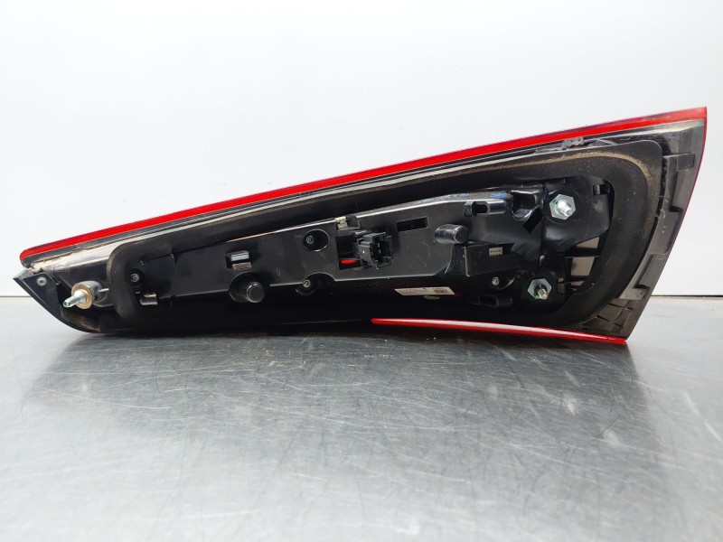 Recambio de piloto trasero izquierdo para audi q3 (8ub, 8ug) 2.0 tdi quattro referencia OEM IAM   