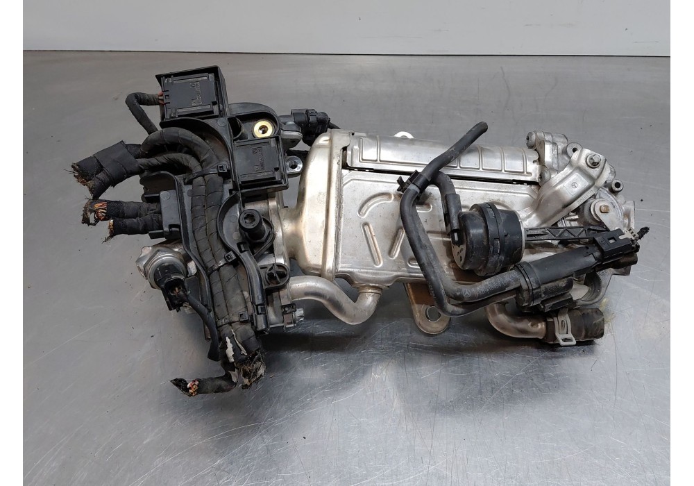 Recambio de valvula egr para mercedes-benz clase a (w177) a 200 d (177.012) referencia OEM IAM   