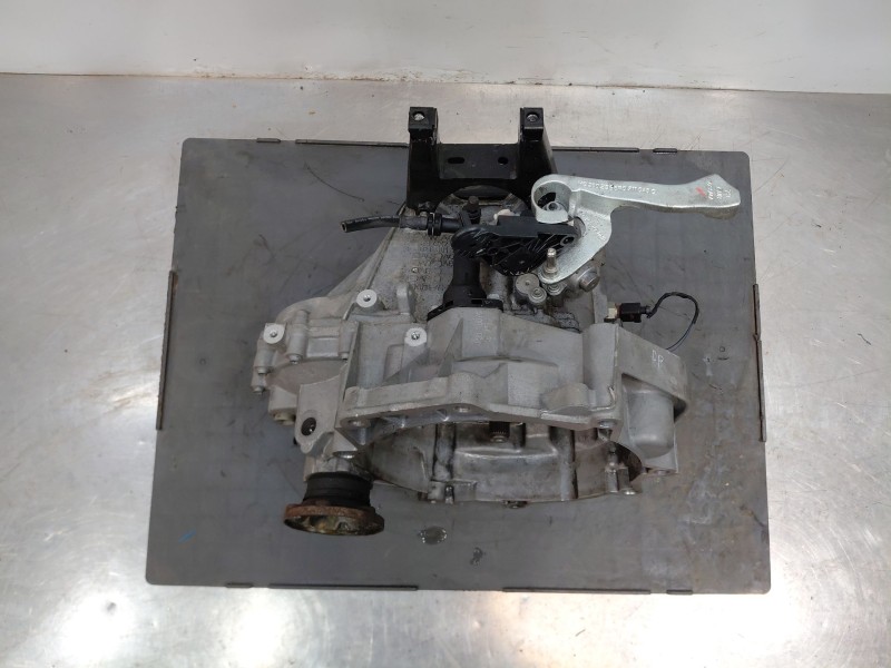 Recambio de caja cambios para audi a1 sportback (8xa, 8xf) 1.2 tfsi referencia OEM IAM LGQ 2T300057Q 