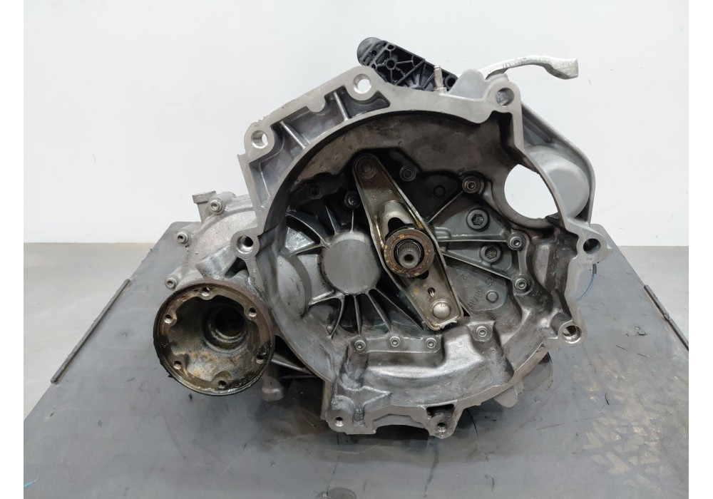 Recambio de caja cambios para audi a1 sportback (8xa, 8xf) 1.2 tfsi referencia OEM IAM LGQ 2T300057Q 