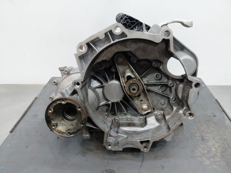 Recambio de caja cambios para audi a1 sportback (8xa, 8xf) 1.2 tfsi referencia OEM IAM LGQ 2T300057Q 