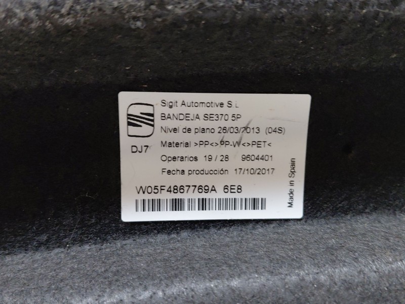 Recambio de bandeja trasera para seat leon (5f1) style referencia OEM IAM   