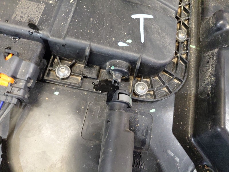 Recambio de deposito aditivo adblue fap ( deposito grande ) para peugeot 508 active referencia OEM IAM   
