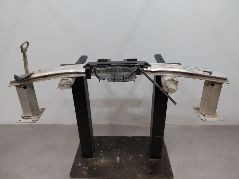 Recambio de refuerzo paragolpes delantero para peugeot 508 active referencia OEM IAM   