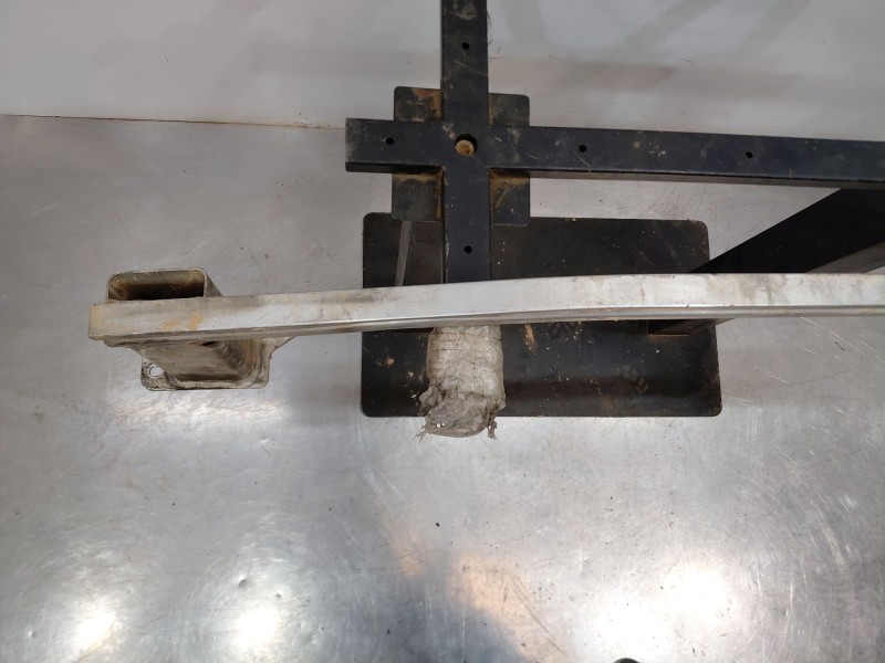 Recambio de travesaño inferior para peugeot 508 active referencia OEM IAM   