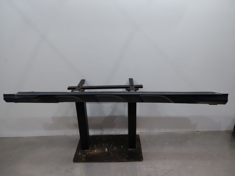 Recambio de faldon lateral para hyundai kona hybrid referencia OEM IAM   