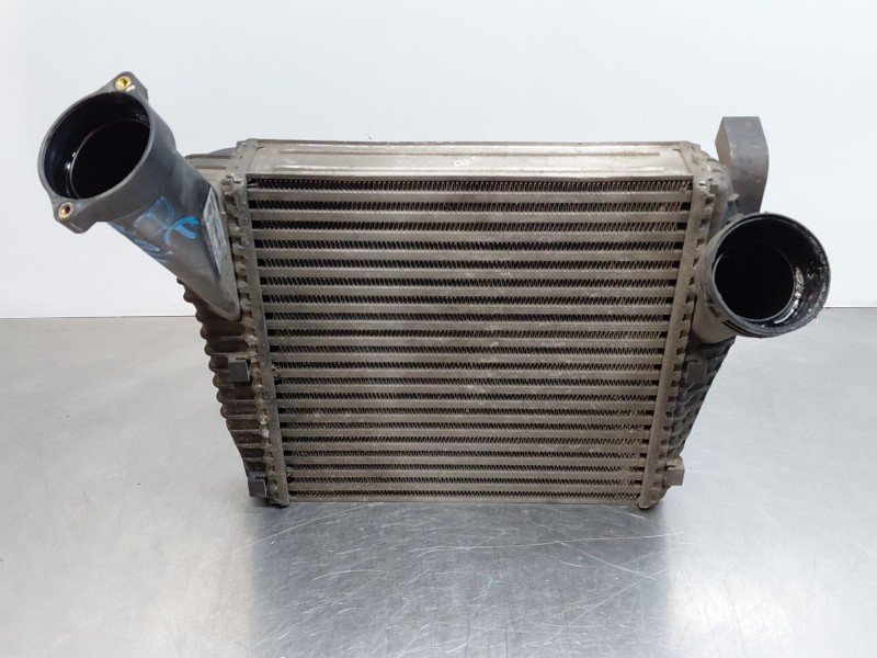 Recambio de intercooler para audi q7 (4lb) 3.0 tdi quattro referencia OEM IAM 7L6145803C  