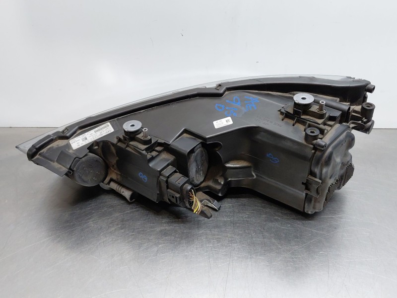 Recambio de faro derecho para audi a1 sportback (8xa, 8xf) 1.2 tfsi referencia OEM IAM   