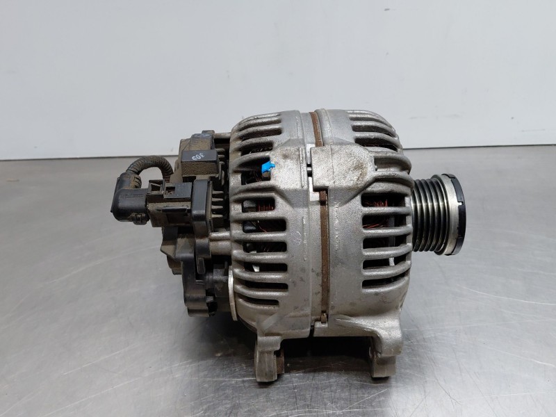 Recambio de alternador para audi a1 sportback (8xa, 8xf) 1.2 tfsi referencia OEM IAM   
