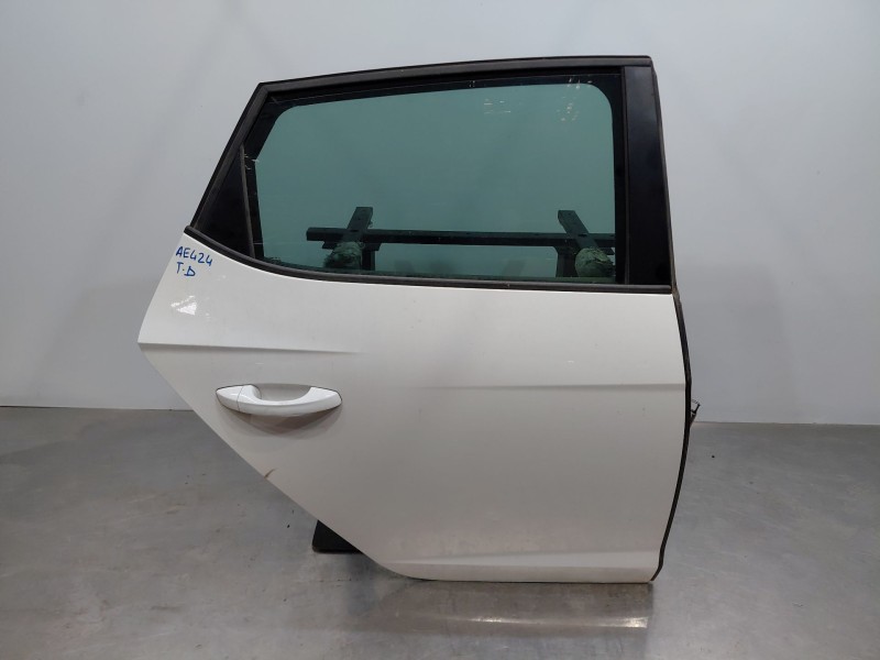 Recambio de puerta trasera derecha para seat leon (5f1) style referencia OEM IAM   