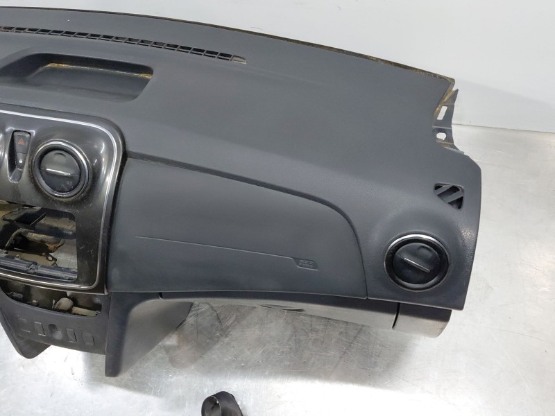 Recambio de kit airbag para dacia sandero essential referencia OEM IAM   