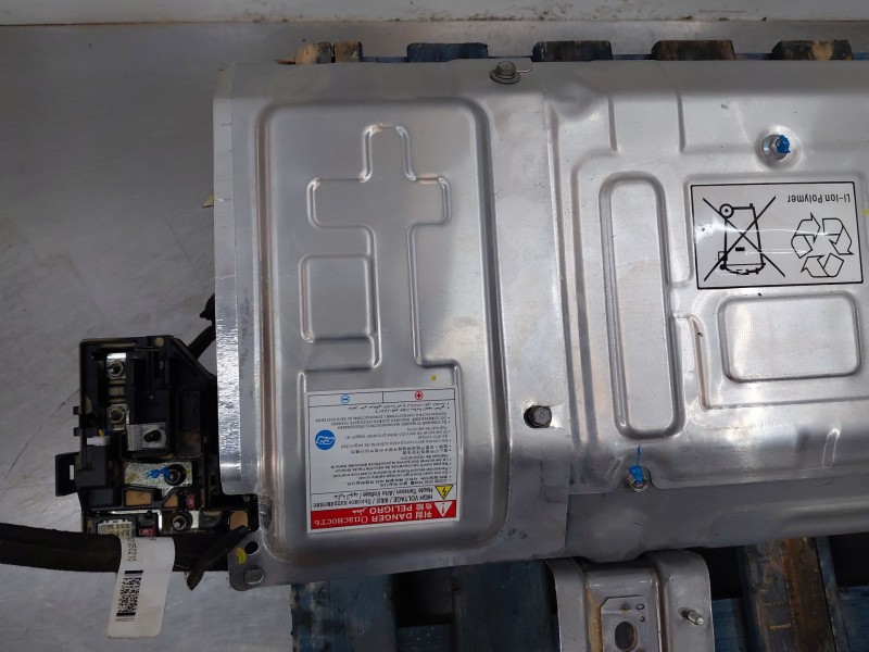 Recambio de bateria para hyundai kona hybrid referencia OEM IAM 37510CM000  