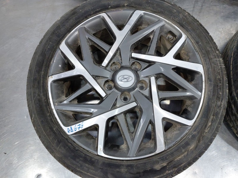 Recambio de juego llantas para hyundai kona hybrid referencia OEM IAM 52910CM300  