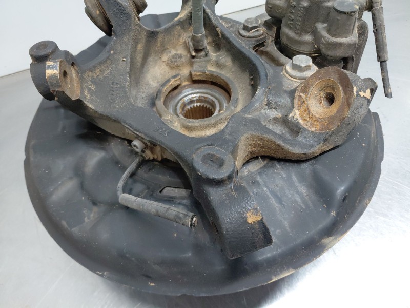 Recambio de mangueta trasera derecha para bmw serie 1 lim. (f20/f21) 116 i referencia OEM IAM 33326792516  