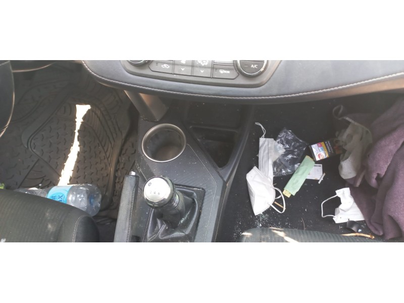 toyota rav 4 del año 2015