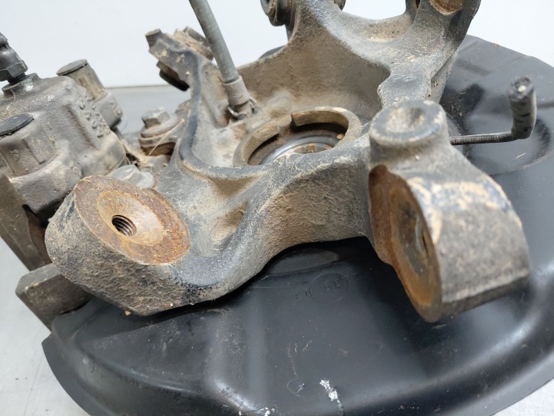 Recambio de mangueta trasera izquierda para bmw serie 1 lim. (f20/f21) 116 i referencia OEM IAM 33326792515  
