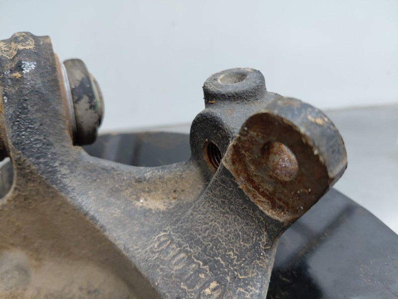 Recambio de mangueta trasera izquierda para bmw serie 1 lim. (f20/f21) 116 i referencia OEM IAM 33326792515  