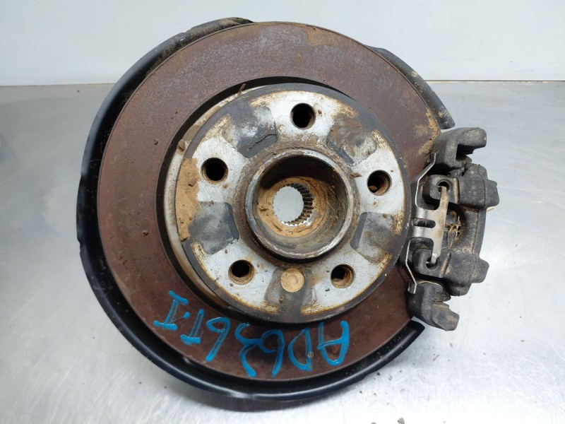 Recambio de mangueta trasera izquierda para bmw serie 1 lim. (f20/f21) 116 i referencia OEM IAM 33326792515  