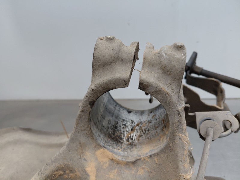 Recambio de mangueta delantera derecha para bmw serie 1 lim. (f20) sport referencia OEM IAM 31216792286  