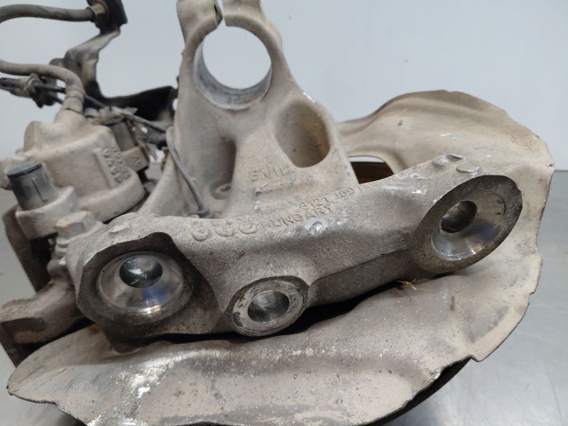 Recambio de mangueta delantera izquierda para bmw serie 1 lim. (f20) sport referencia OEM IAM 31216792285  