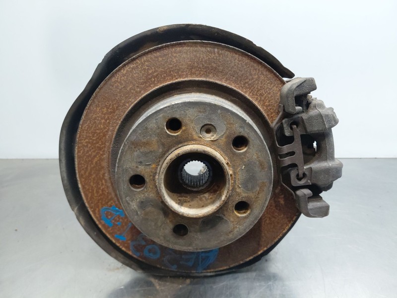 Recambio de mangueta trasera derecha para bmw serie 1 lim. (f20) sport referencia OEM IAM 33326792516  