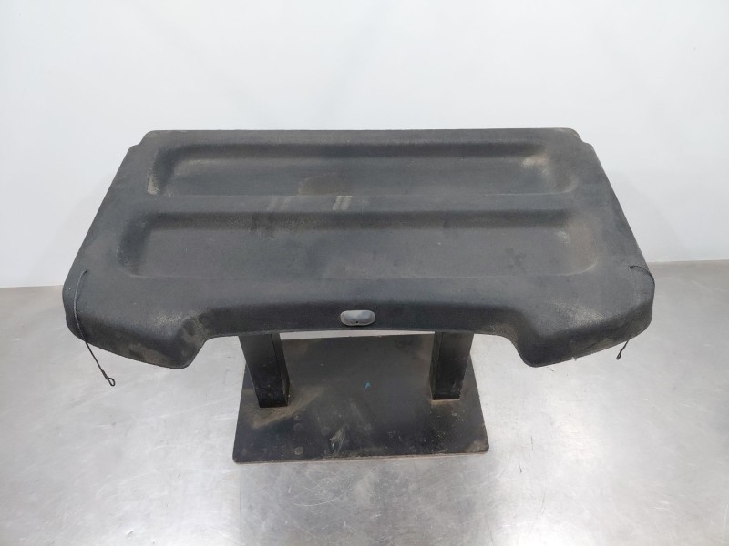 Recambio de bandeja trasera para dacia sandero essential referencia OEM IAM 794205491R  