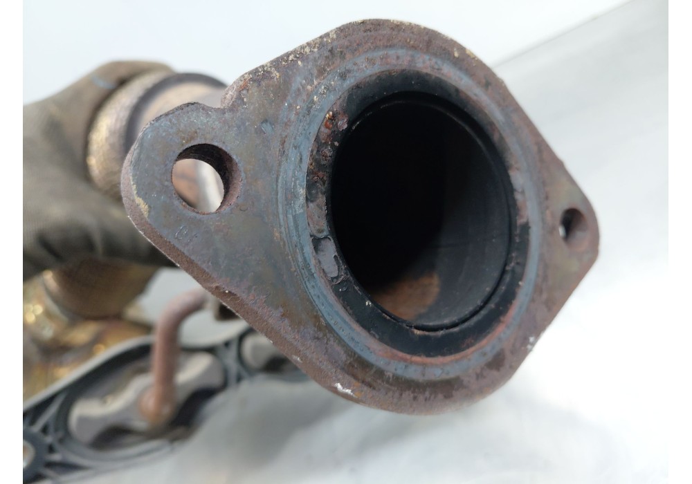 Recambio de catalizador para ford focus iv (hn) 1.0 ecoboost referencia OEM IAM 2472216  