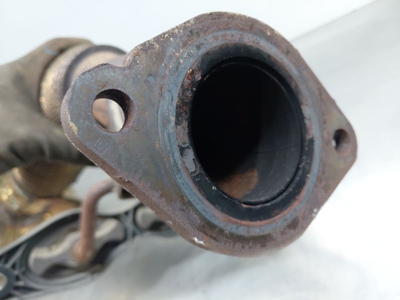 Recambio de catalizador para ford focus iv (hn) 1.0 ecoboost referencia OEM IAM 2472216  