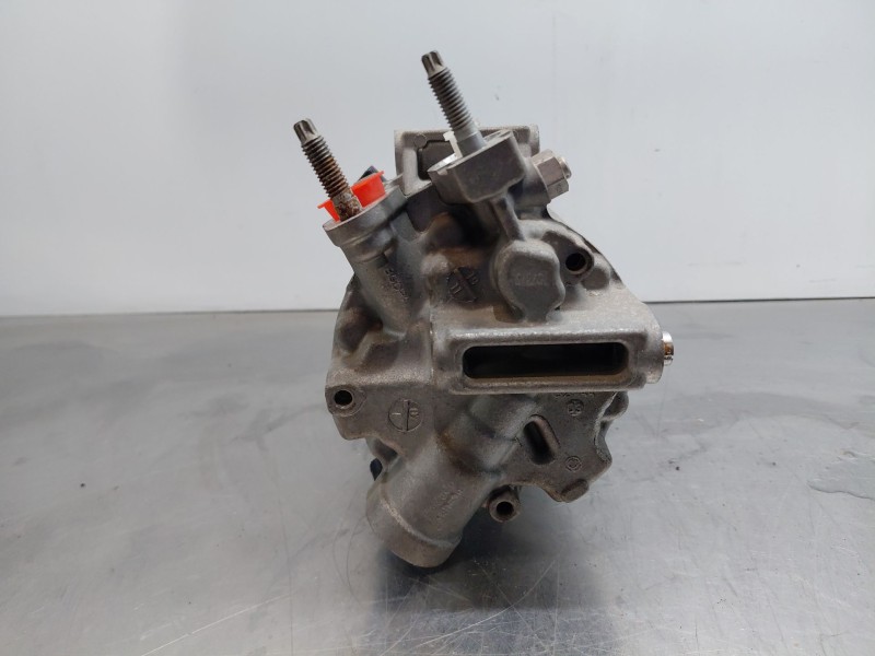 Recambio de compresor aire acondicionado para ford focus iv (hn) 1.0 ecoboost referencia OEM IAM 2634805  