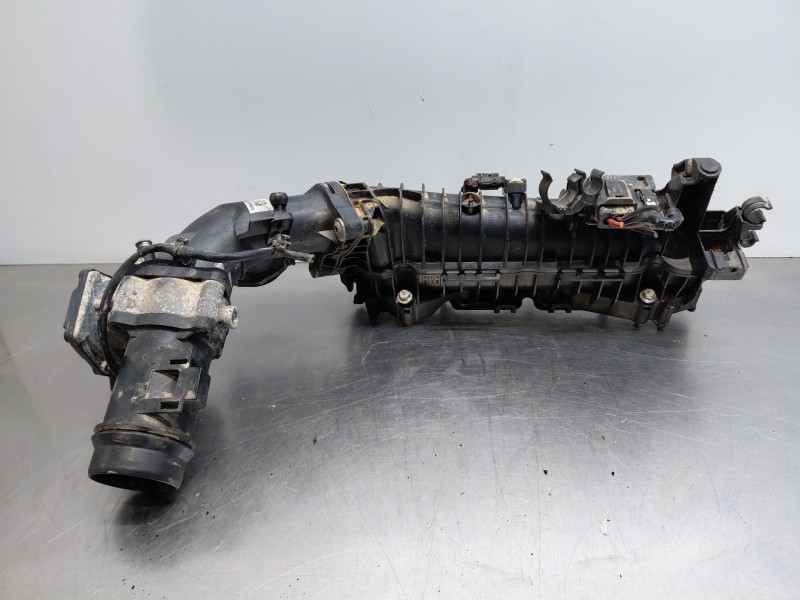 Recambio de colector admision para bmw serie 1 lim. (f20) sport referencia OEM IAM 11618506406  