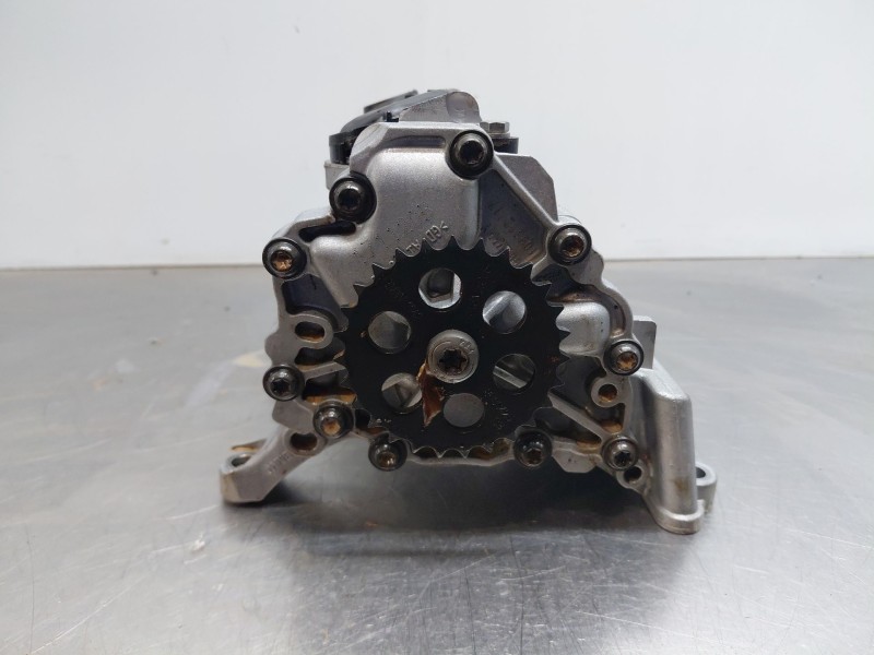 Recambio de bomba aceite para bmw serie 1 lim. (f20/f21) 116 i referencia OEM IAM 11417624135  