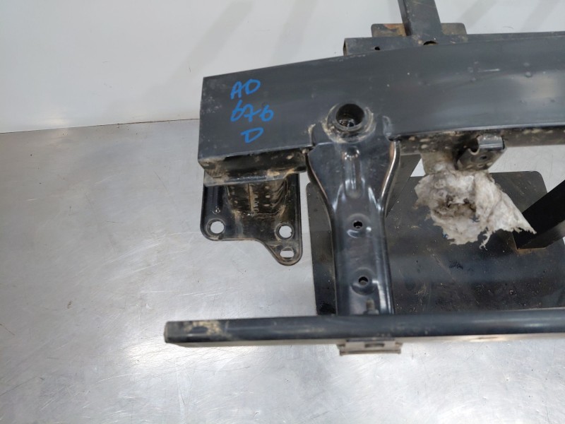 Recambio de refuerzo paragolpes delantero para hyundai kona hybrid referencia OEM IAM 64900CM500  