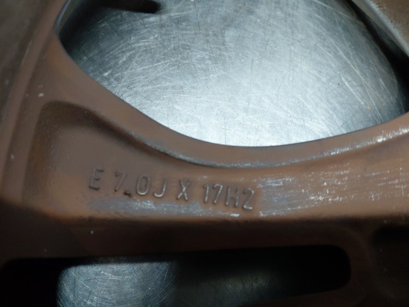 Recambio de llanta para ford focus iv (hn) 1.0 ecoboost referencia OEM IAM 2443143  