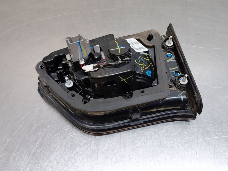Recambio de piloto trasero izquierdo interior para jeep compass ii multiair referencia OEM IAM 55112685AA P55112685AA 