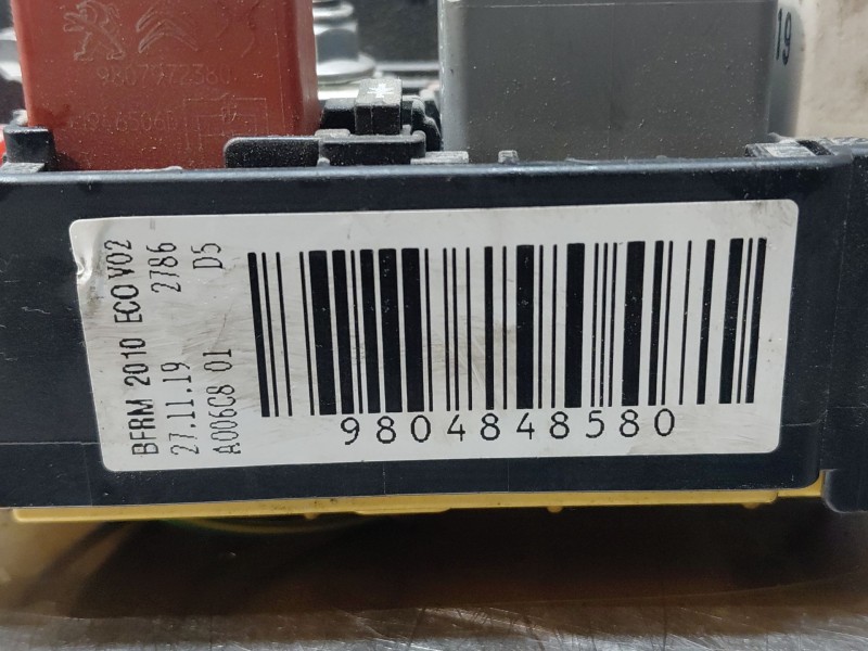 Recambio de caja reles / fusibles para peugeot 508 active referencia OEM IAM 9804848580  