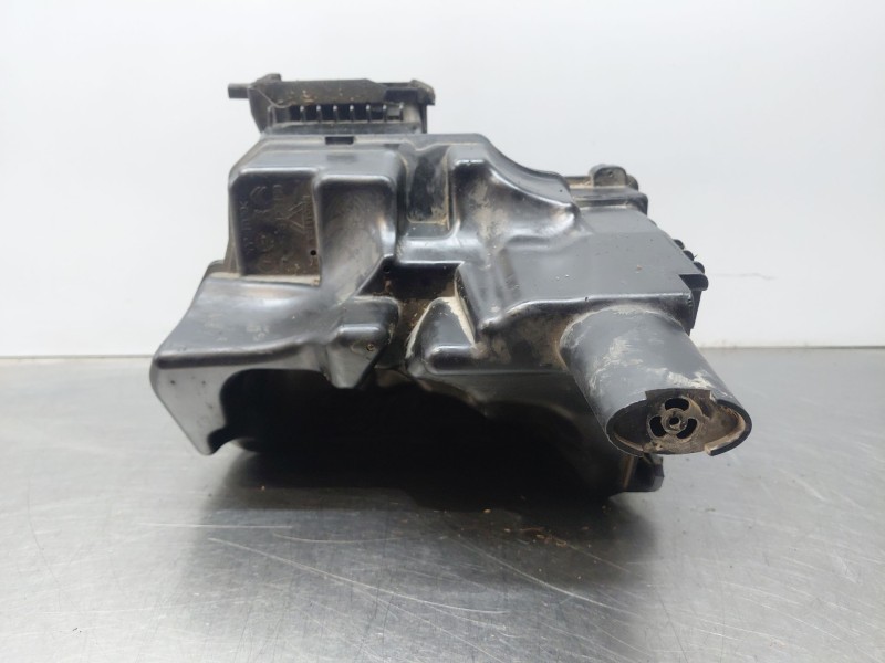 Recambio de filtro aire para peugeot 508 active referencia OEM IAM 9676423480  