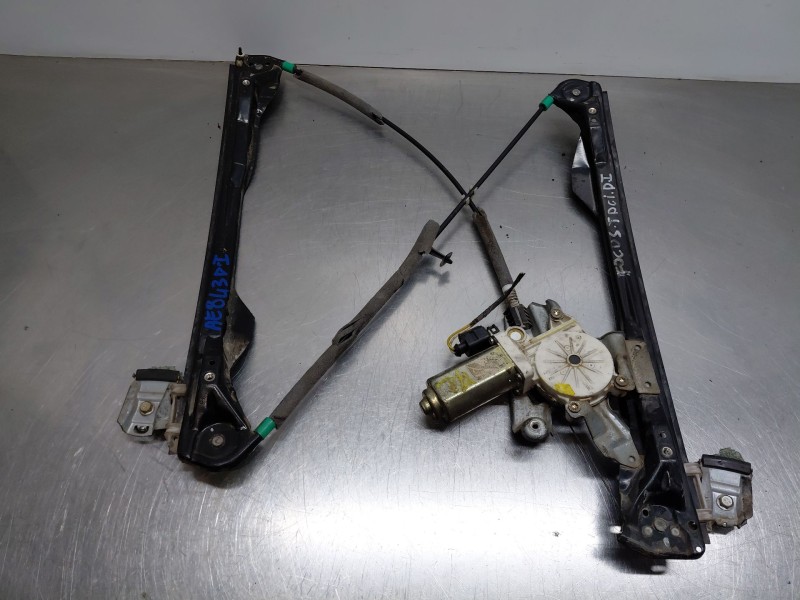Recambio de elevalunas delantero izquierdo para ford focus i (daw, dbw) 1.8 tdci referencia OEM IAM 1331614  