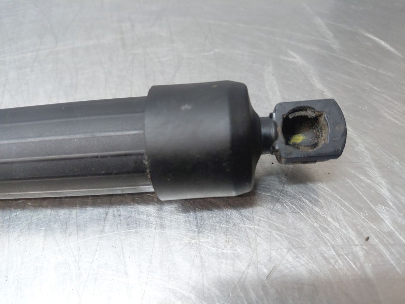 Recambio de amortiguador porton trasero izquierdo para peugeot 508 active referencia OEM IAM 9835557980  