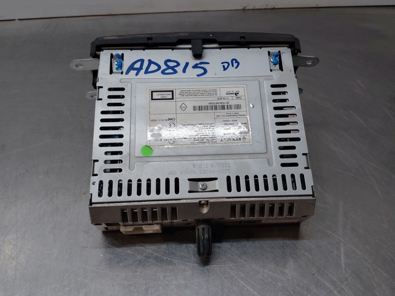 Recambio de sistema audio / radio cd para dacia logan ii ambiance referencia OEM IAM   