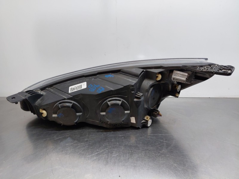 Recambio de faro derecho para ford focus iv (hn) 1.0 ecoboost referencia OEM IAM 2546956 mx7b13e014cc 