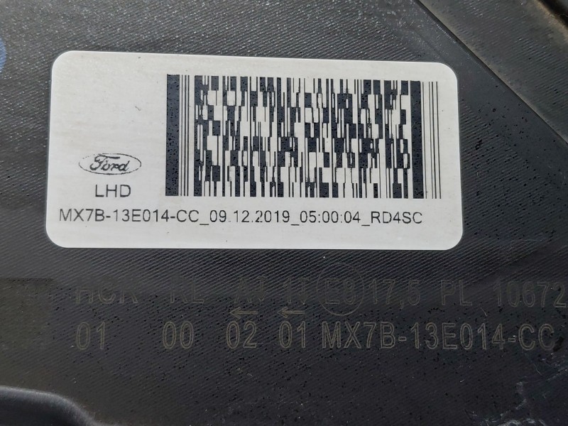 Recambio de faro derecho para ford focus iv (hn) 1.0 ecoboost referencia OEM IAM 2546956 mx7b13e014cc 