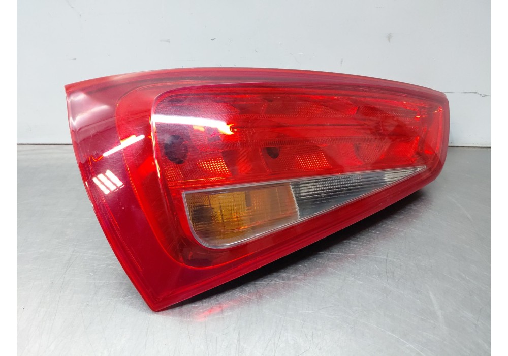 Recambio de piloto trasero izquierdo para audi a1 sportback (8xa, 8xf) 1.2 tfsi referencia OEM IAM 8X0945093D  