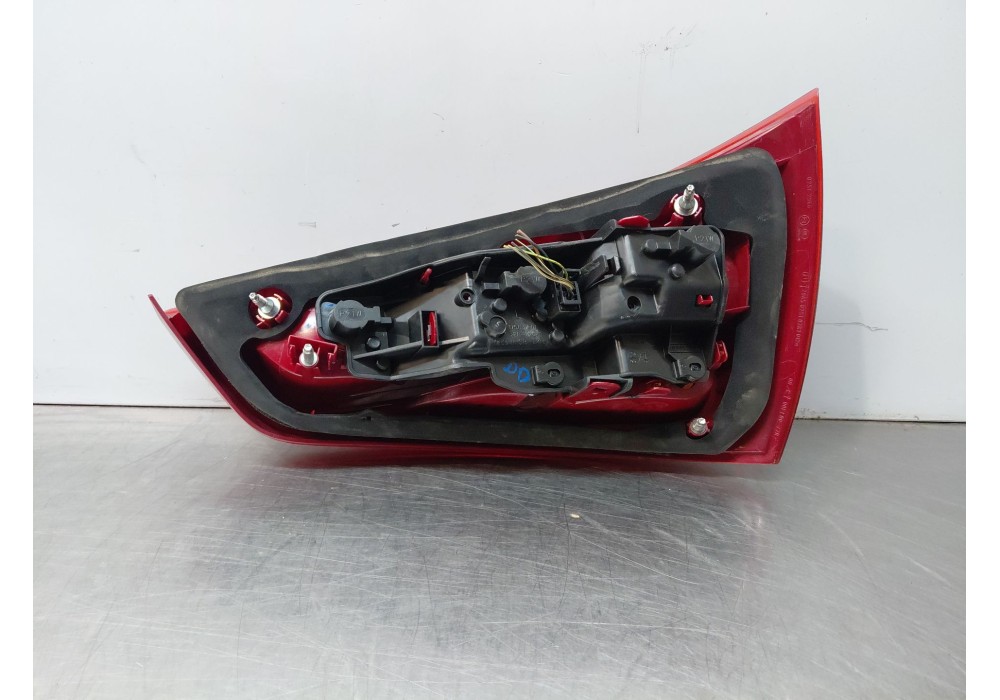 Recambio de piloto trasero izquierdo para audi a1 sportback (8xa, 8xf) 1.2 tfsi referencia OEM IAM 8X0945093D  