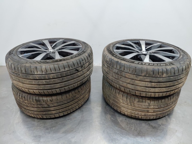 Recambio de juego llantas para peugeot 508 active referencia OEM IAM 98141181XA  